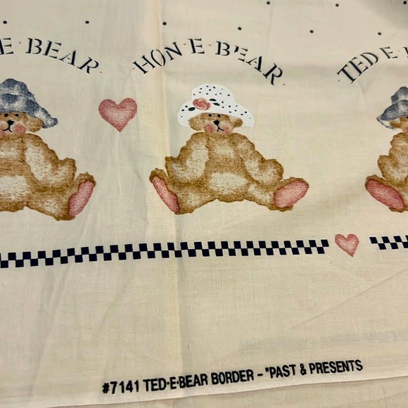 Vintage 1999 Sewing Fabric #7141 Ted-E-Bear Border Past & Presents 2ydsx45”Quilt - Picture 2 of 8